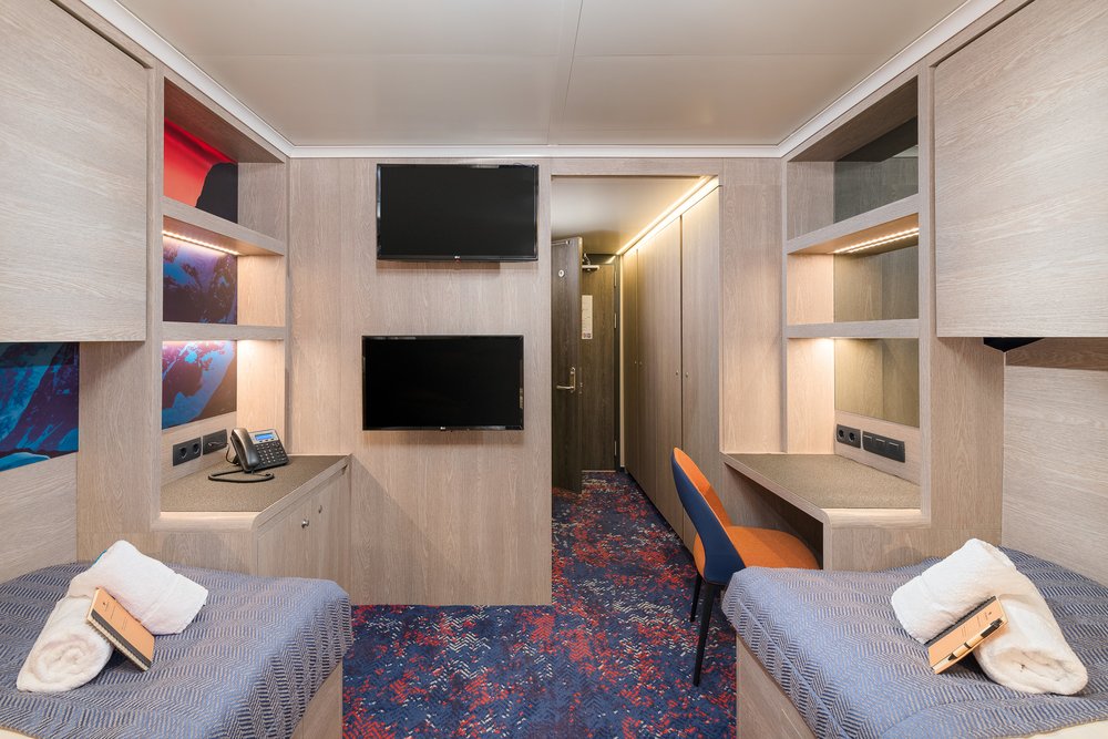 Quadruple Porthole Cabin - Deck 3