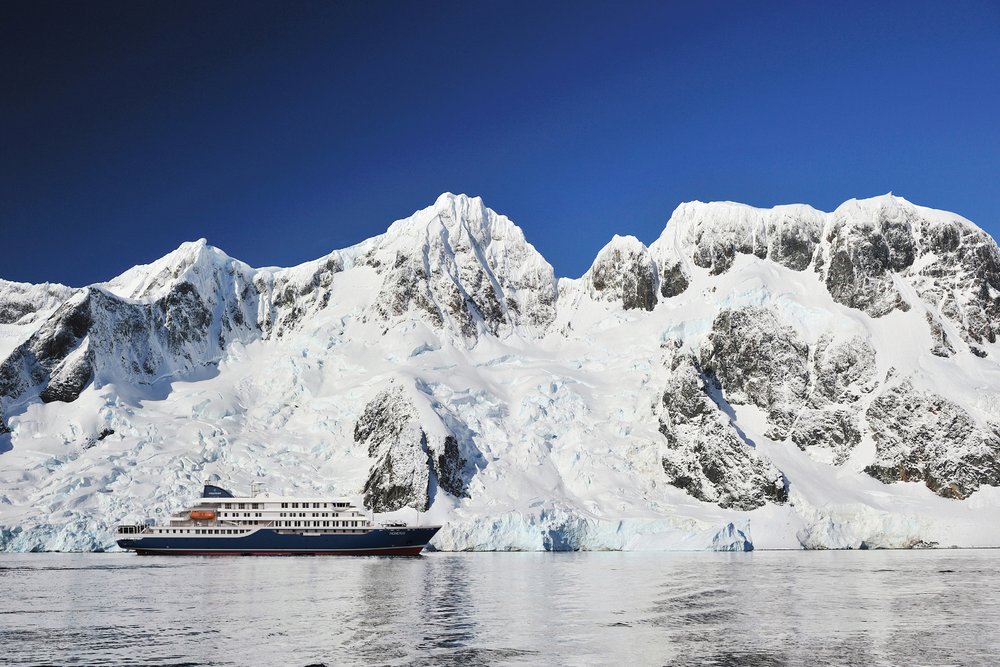 M/V Janssonius