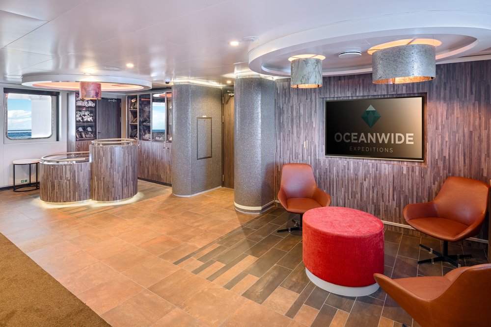 Reception (Shop)